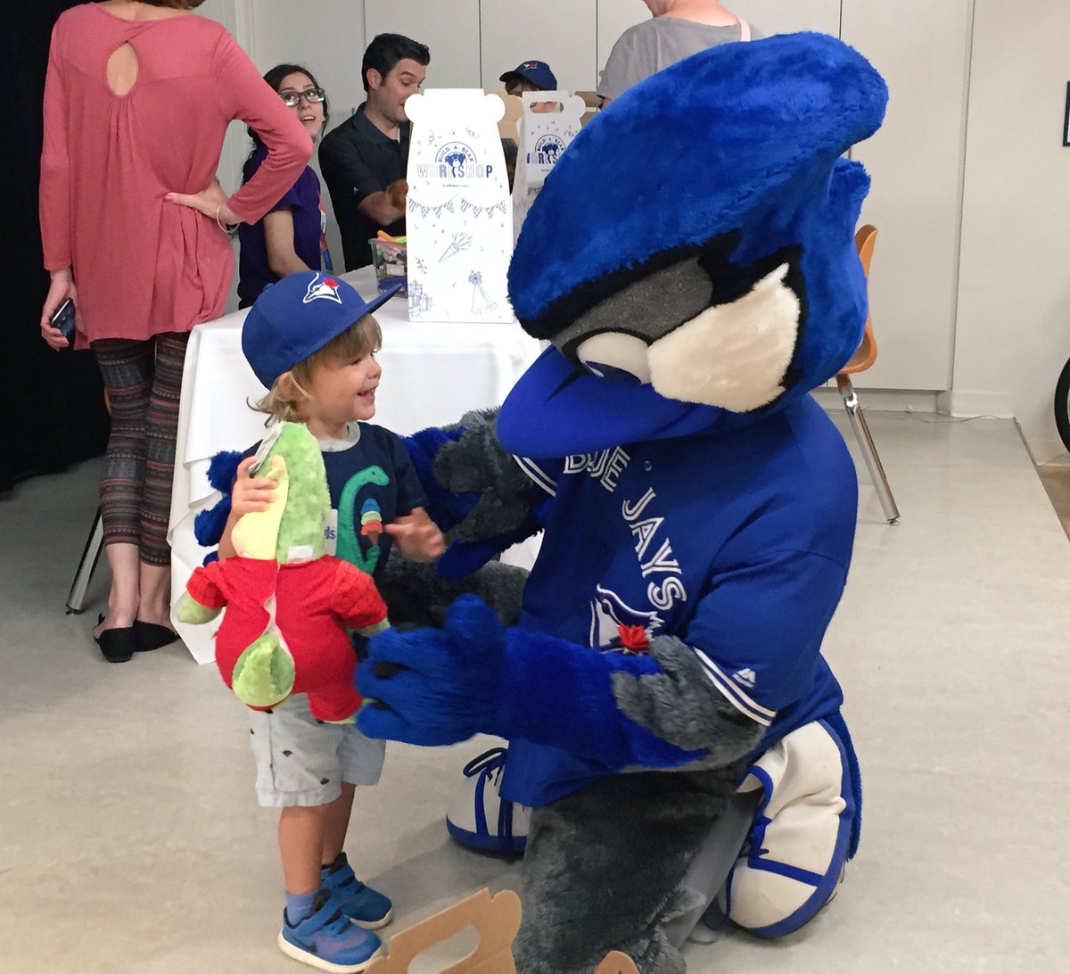 The Hospital for Sick Children (SickKids) tweet media