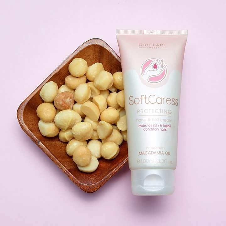 amakazee's tweet photo. Everyday accessory. Very organic and affordable. #beauty #organic #beautifulhands #LagosMSMEFair #nigeria https://t.co/HIrkR2xYg6