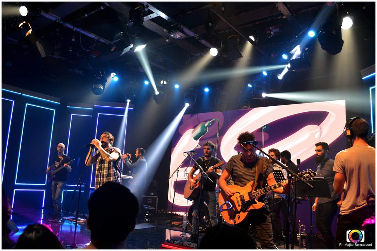 PhMajitoBernas's tweet photo. @saltalabanca estuvo en #Estudio69 de @quieromusicatv 

https://t.co/hQIjwhMYde https://t.co/0VT1trqf5H