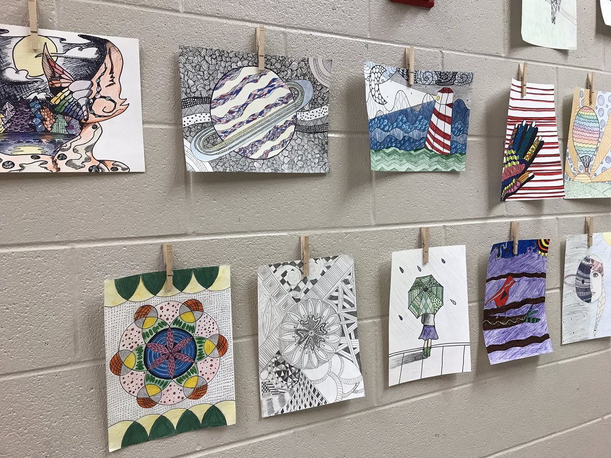wcsFHSrb's tweet photo. Art 1, wrapping up their first project. These students are super creative and inspiring. #Zentangle @wcsFHS @wcsCOmd https://t.co/ohfO9CZqBX