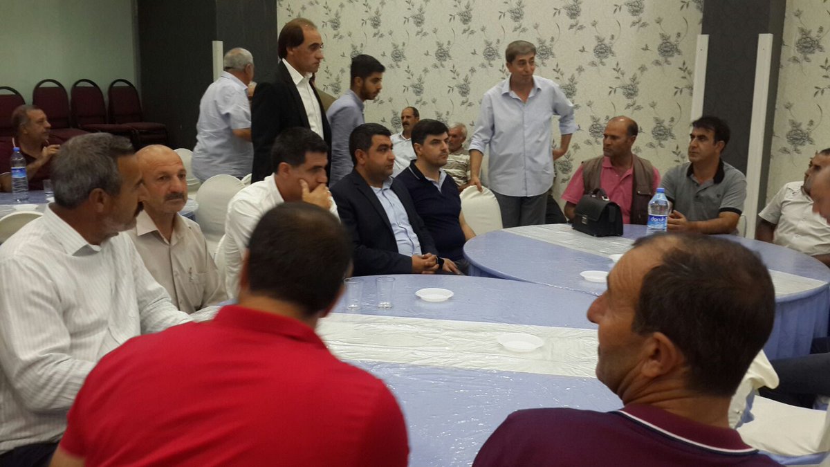 Karaaslan Düğün salonuna Aile Dostlarımız  Bozkurt Ailesinin Düğün Törenlerine iştirak ettik. Genç Çiftlerimize Bir omur mutluluklar dilerim
