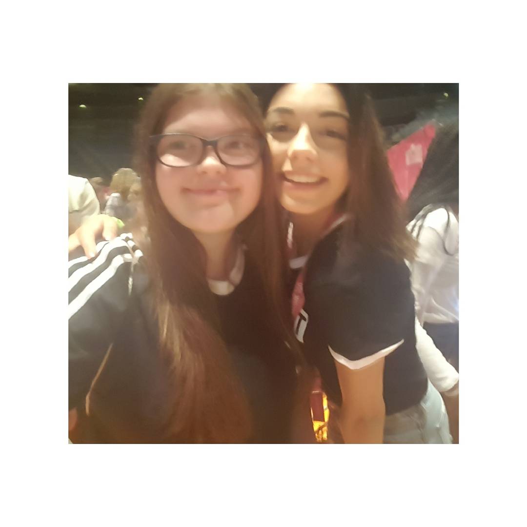 Ina_1611's tweet photo. @tinaneumann_ 
Danke nochmal💓
Es war so schön dich zu treffen!❣ Du warst so nett😱❤ https://t.co/b4N2n92U11