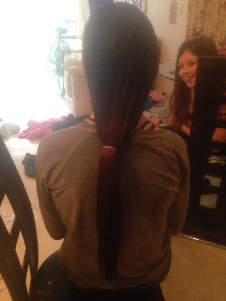 Bethany040102's tweet photo. Wellll bye most of my hair!! I'm donating it to the little princess trust!! https://t.co/SFltILcUNC
