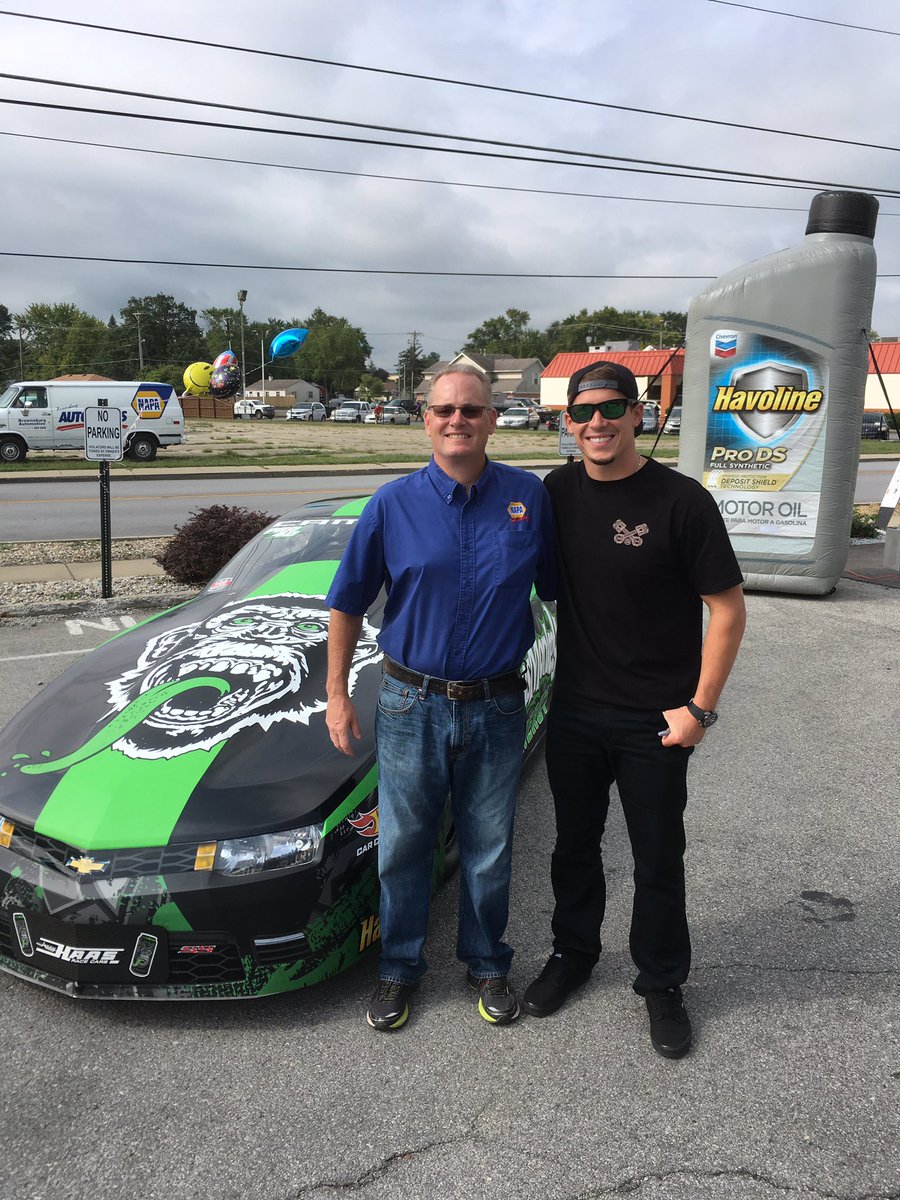 brownsburgnapa's tweet photo. Thanks to #Havoline, #Gas Monkey, #AlexLaughlin,#Jugs Catering, #WYRZ98.9 for a great lunch today. 145 of NAPA's great customers enjoyed. https://t.co/fP7ceHUlp5