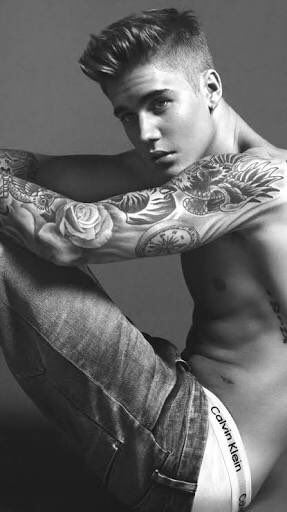 jdbilgin's tweet photo. anne dur zaten ortalık karışık ders saati değil #DreamTvdeBüyükFinal #JustinBieber https://t.co/vwDnnUXR1J