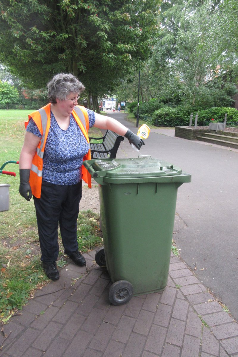 friendsofgcp's tweet photo. Vickie and Kudlip with the unglamorous task of cleaning the wheelie bins after removing pigeon droppings from the seats. https://t.co/qsTc6f2NDi