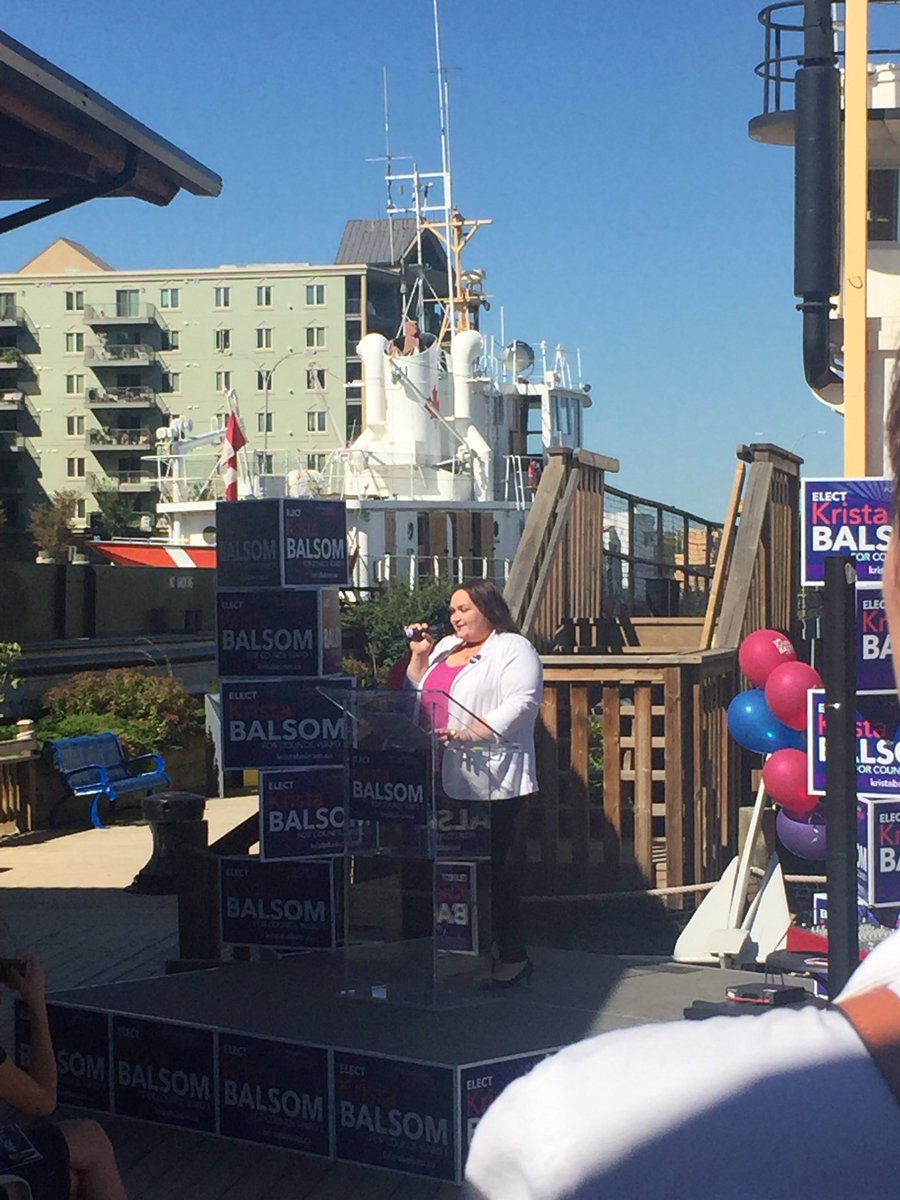 JenKennett83's tweet photo. Out supporting @kellybalsom as she announces her campaign for Ward 1 Council for the @RMWoodBuffalo #ymm #supportpassion https://t.co/1rkPQxNxEB