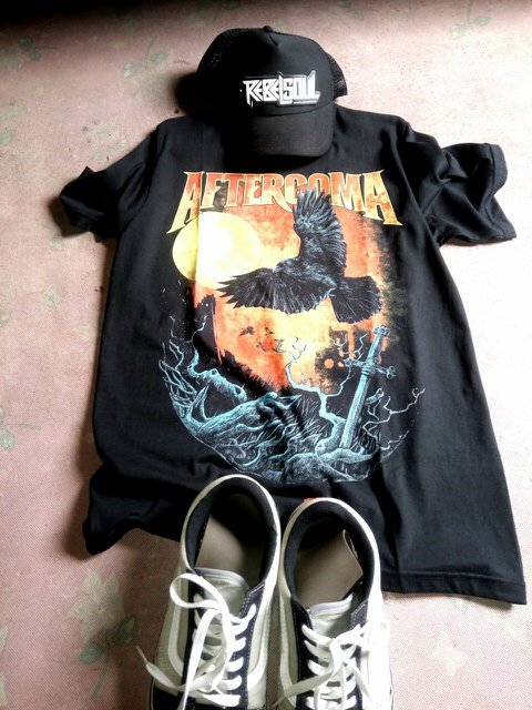 T-shirt <a href="/AFTERCOMA/">AFTERCOMA</a> Against The Sun Tour! Thanks om <a href="/SEM_Merch/">SULUNGEXTREMEMUSICK</a> udh dicarikan size Mediumnya?Hehe #Sulungextremmusick