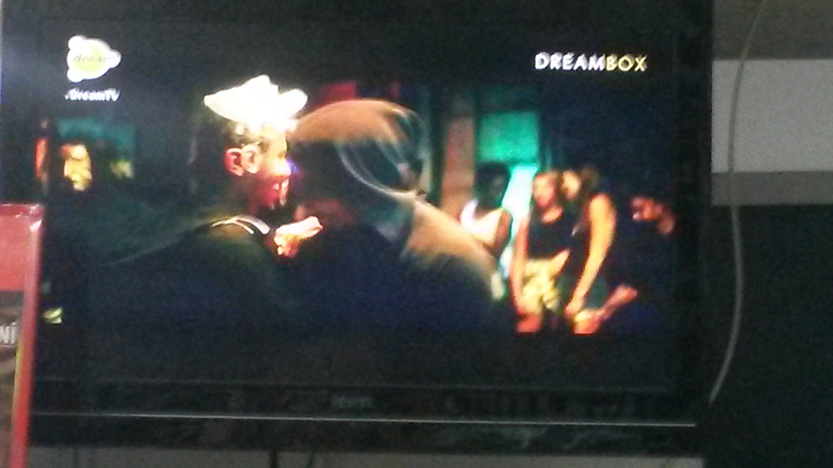 aysenurmankr's tweet photo. hadi beliebers bastırınnn hadiiiii
#DreamTVdeBüyükFinal  #JustinBieber https://t.co/VrlJpc5bvE