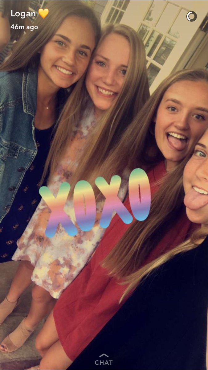 IsabelAnema's tweet photo. Laxyloges:))hbd buddy:))hope you had a gr8 day:))see you soon:)) @loganderosia https://t.co/c0iQDGwjWh