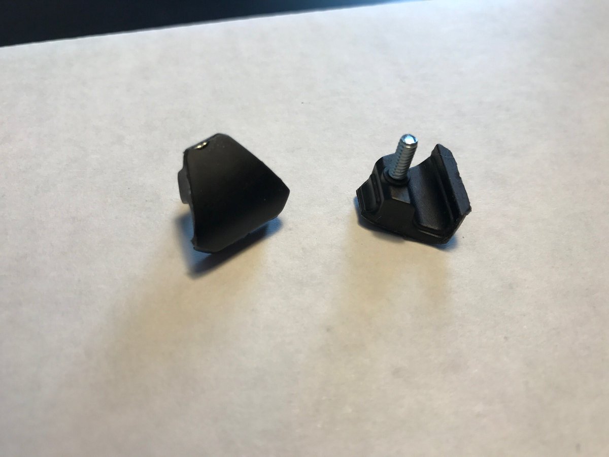 Rocker__T's tweet photo. SPECIAL DELIVERY TODAY FROM @tmacsports !!!
Going turn out some cool customs with these incredible new #VisorClips. #minihelmet #minihelmets https://t.co/yFMYN2yvOh