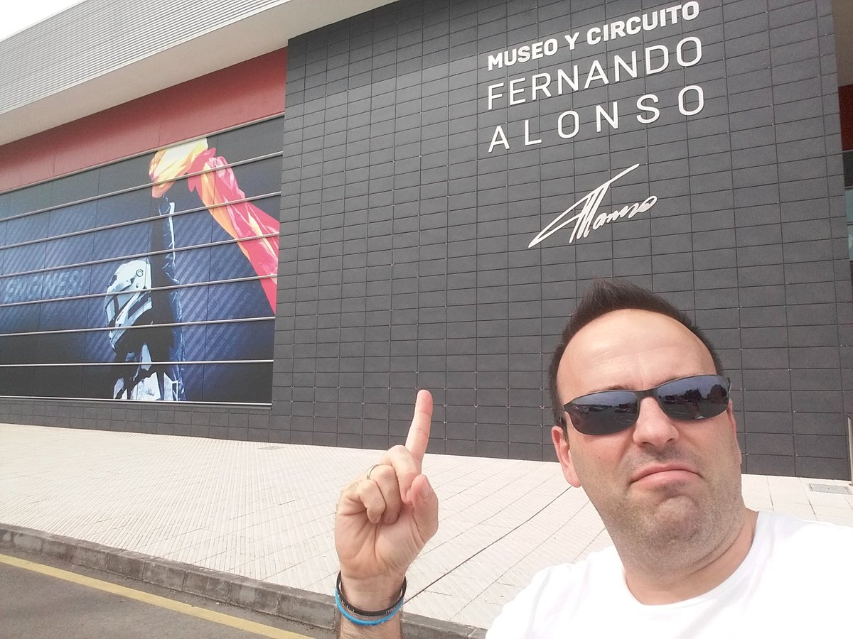 juanlu2128's tweet photo. @alo_oficial Desde Zaragoza, aprovechando vacaciones. Un autentico lujo y placer. No te retires nunca!!!! https://t.co/ITa8Ebjgj0