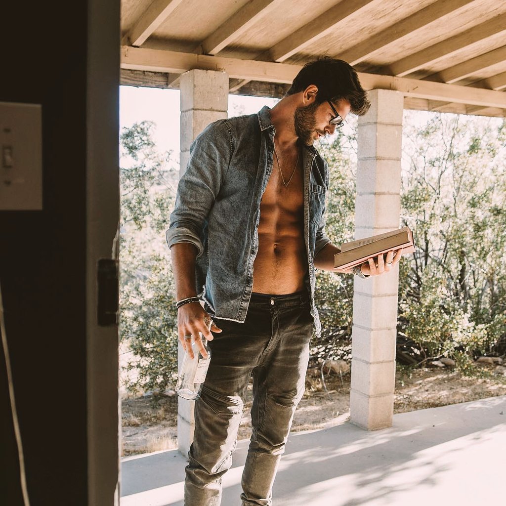 "Perdi-me tentando achar solução, enquanto que a resposta dessa mesma pergunta estava mesmo a minha frente , entre linhas."