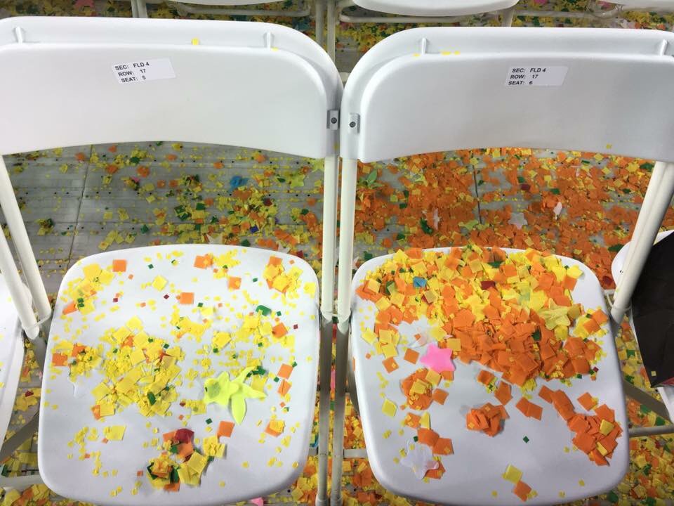 BeckC122's tweet photo. The aftermath of watching my favorite band play! @coldplay @PLAYWITHAPURPOS #25YearsOfPlay #livemusic https://t.co/P4HOq0onhg