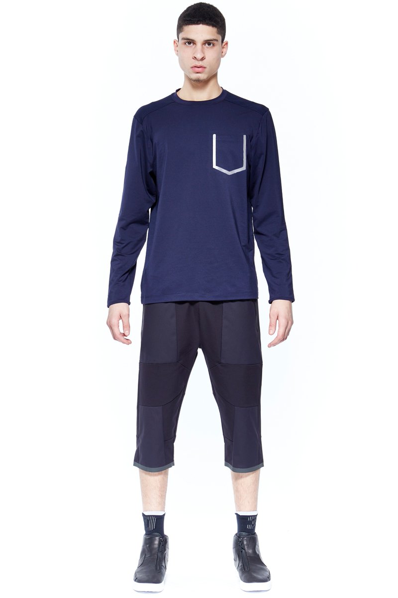 dyne_life's tweet photo. DYNE F/W - 17 Latimer Long Sleeve features 2 way stretch fabric antibacterial properties &amp; bonded seam construction #UNITOFFORCE https://t.co/96MXRbT3a1