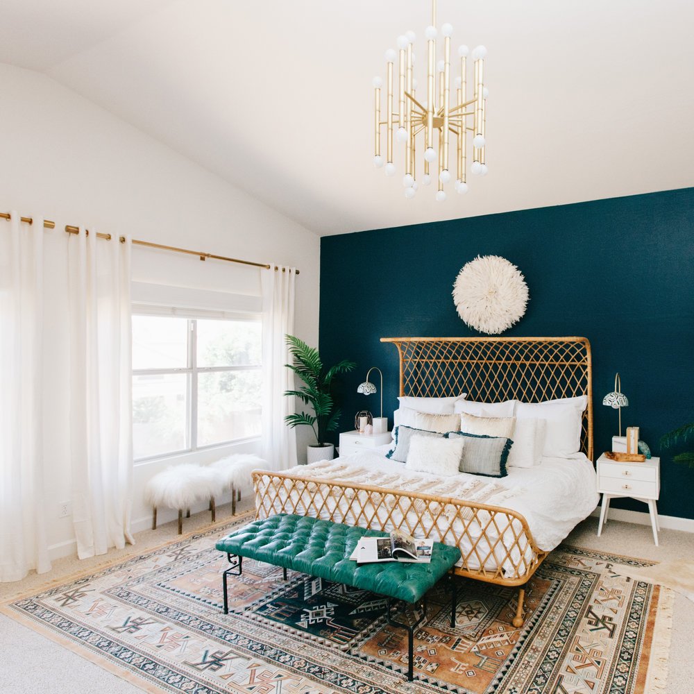WSArealestate's tweet photo. How to Design a Desert Glam Bedroom - https://t.co/wHgfhWdpZu https://t.co/f7hbcA4iSm