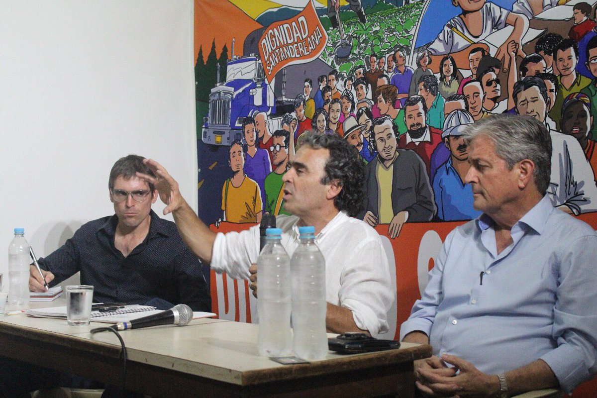 Compromiso_Sant tweet picture
