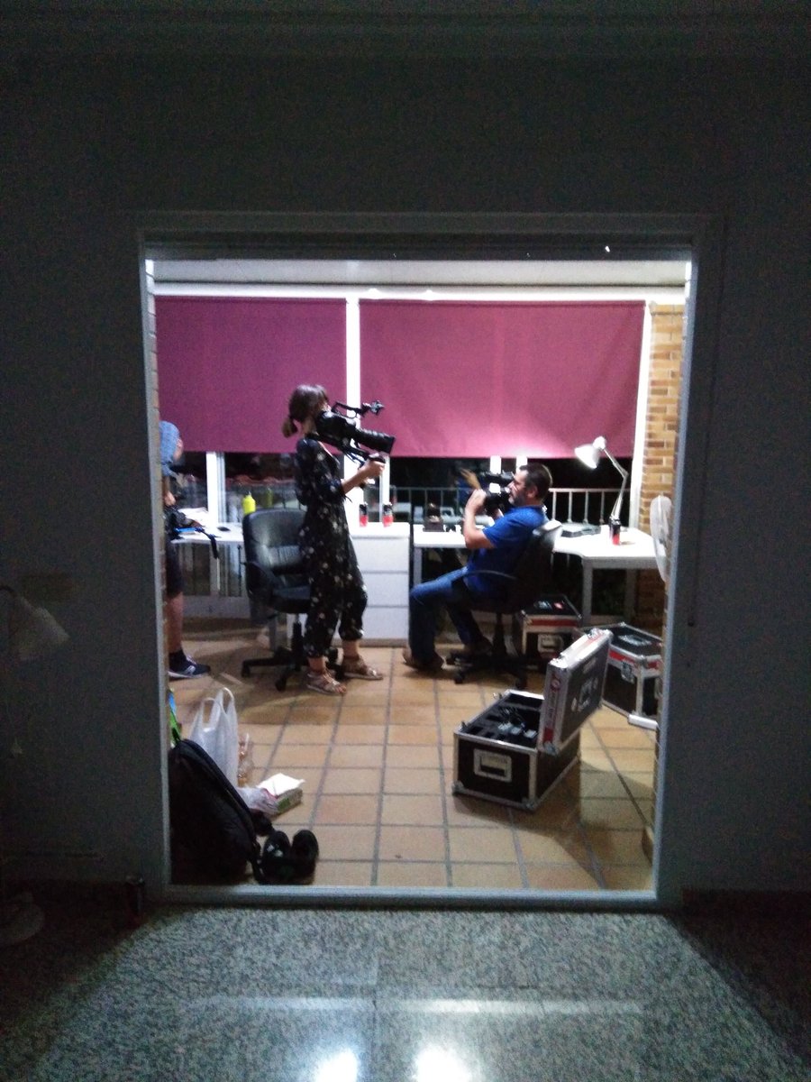 RandomSBilbao's tweet photo. Equipo Random. 01:00 de la mañana. Madrid. #flashmob  #checking #Crazyhours  #recording  #spot https://t.co/euovQ3sLBv