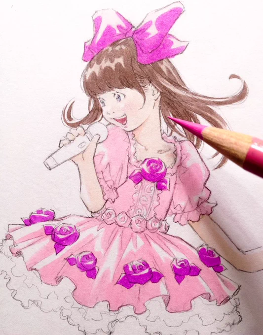 【夏休みラクガキ教室】
ドレスをデザインしよう✍️ 