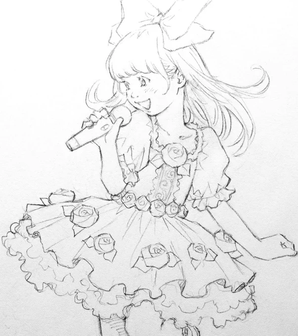 【夏休みラクガキ教室】
ドレスをデザインしよう✍️ 