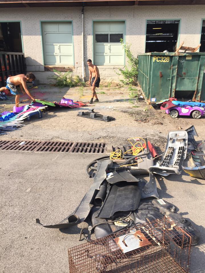 CJreuse's tweet photo. Remember to check out our newest piece of #reuseart by Bordalo II when you're at CJ...like for #SCBP11!
https://t.co/jFeCax0yu5 https://t.co/pWdXx1wd8K
