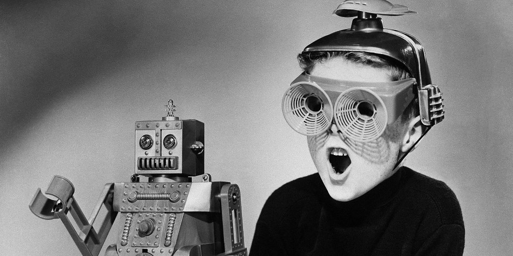 TBFInteractive's tweet image. #YouTube wants to help creators hone #VirtualReality with their 3-day VR workshop. twobyfo.re/2w3wQbX #marketingtips #digital