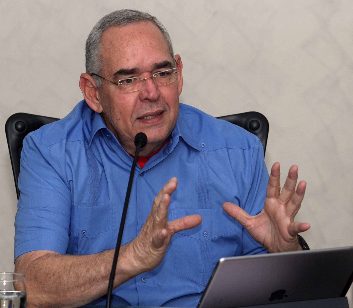 FrnsEdobolivar's tweet photo. #InformeFRNSB Gobernador @rangelgomez expresó que el estado Bolívar siempre contará con vialidades dignas #RangelDejandoDeHuellas https://t.co/2CMZHB68aT