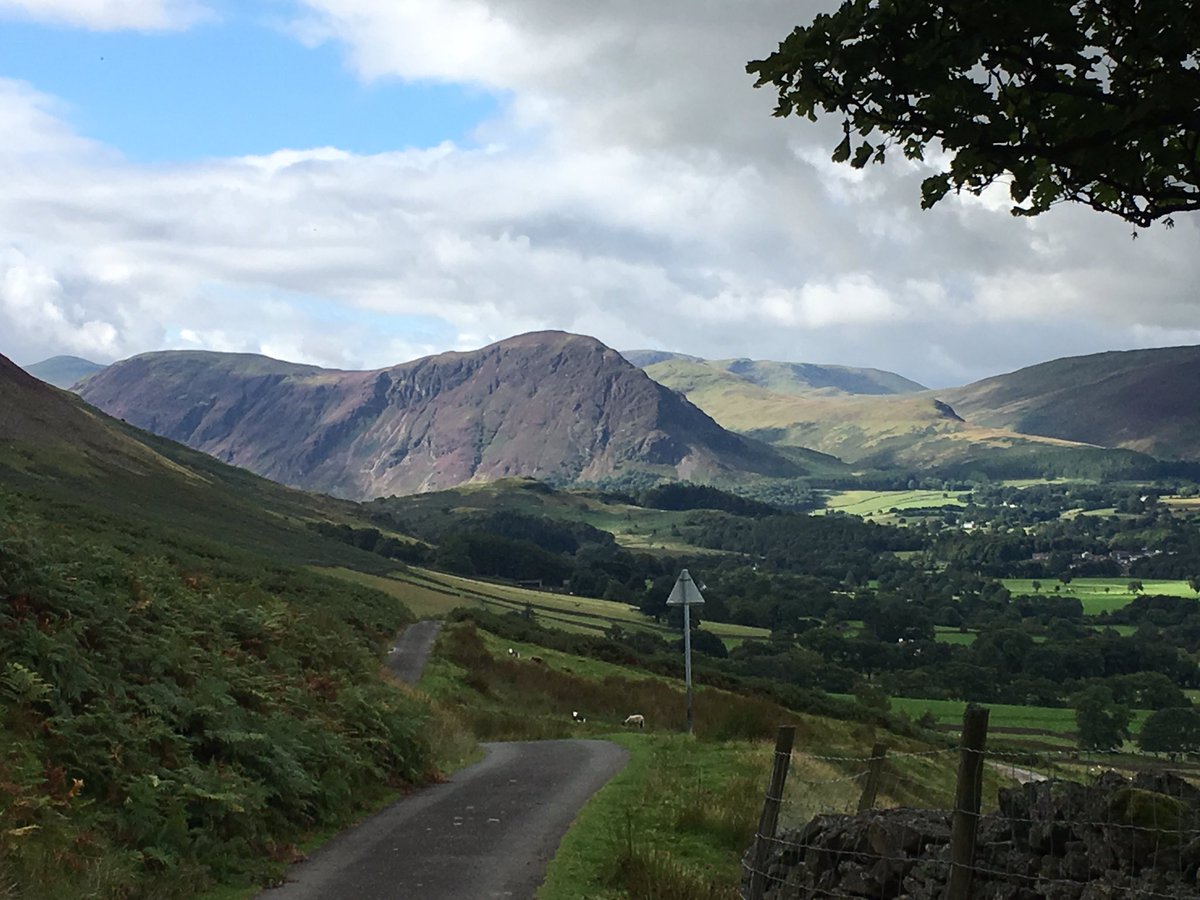 deanporthouse's tweet photo. Saturdays spin out on my back doorstep #verylucky around 100k & 4265ft of ascent #melbreak #blencathra #coledale #hopegill π΅π΅πͺπͺππ» https://t.co/y9R0lSMuvo