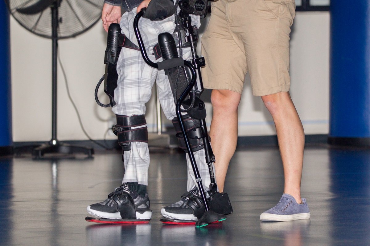 Walking With Brandon (@walkingbrandon) on Twitter photo Stepping into the future with <a href="/eksobionics/">Ekso Bionics</a> and @walkingwithbrandon
āRehabilitation one step at a timeā Stepping into the future with <a href="/eksobionics/">Ekso Bionics</a> and @walkingwithbrandon
āRehabilitation one step at a timeā