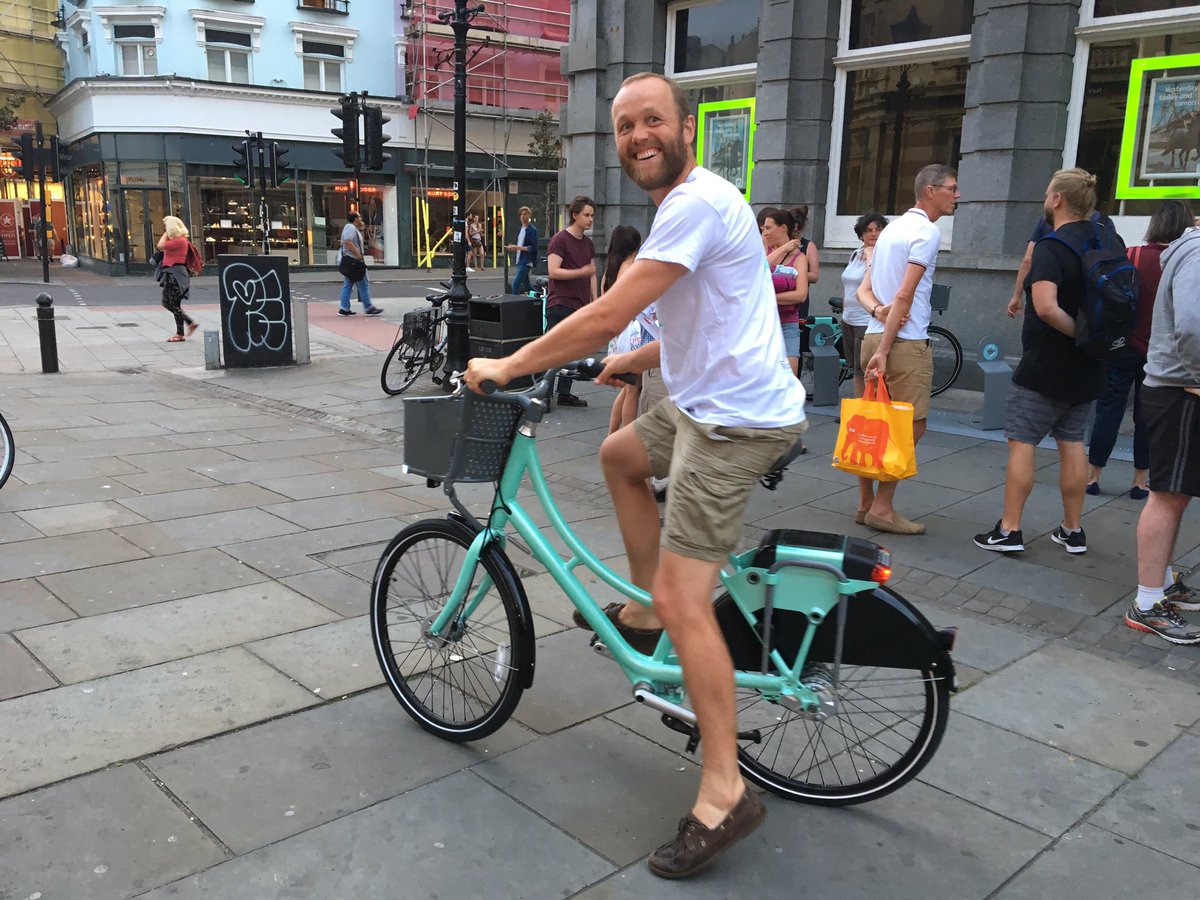 tomdruitt's tweet photo. This evening @alex4regency and I had our @BTNBikeShare ambassador training and a ride on one of the #LifeBikes :) https://t.co/gw0VcrFxtm https://t.co/y6TpK1Pt9S