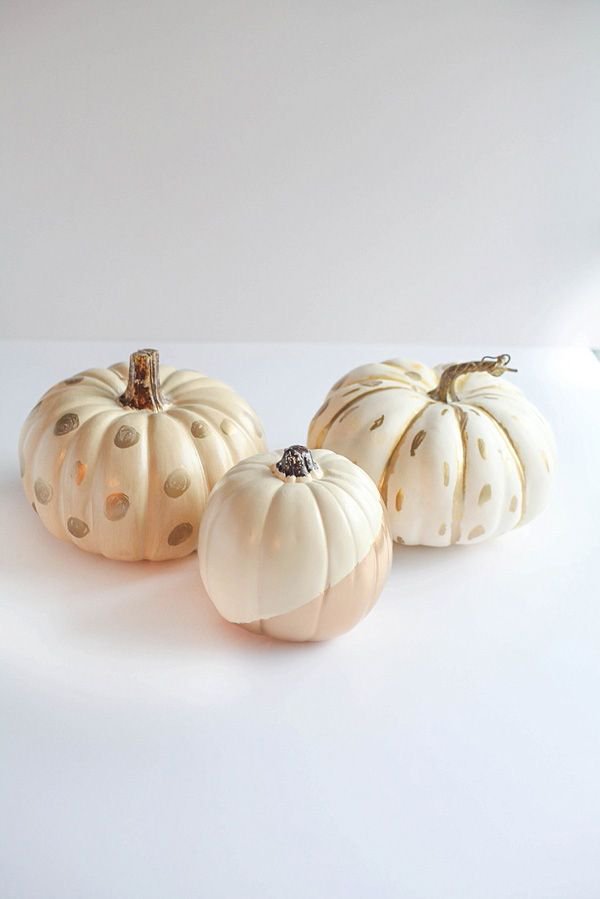 Easy DIY Gold Leaf Pumpkins for fall <a href="/RunToRadiance/">Tania Griffis</a> buff.ly/2vFkAd0