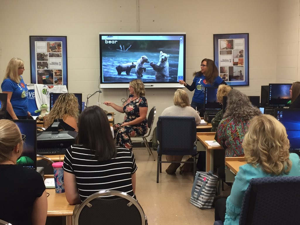 MsTinaBlack's tweet photo. Pre-K Teachers gaining new knowledge to build literacy for the earliest learners!!so excited for Learning Alive Studios!! https://t.co/Wlwj5Le3T1
