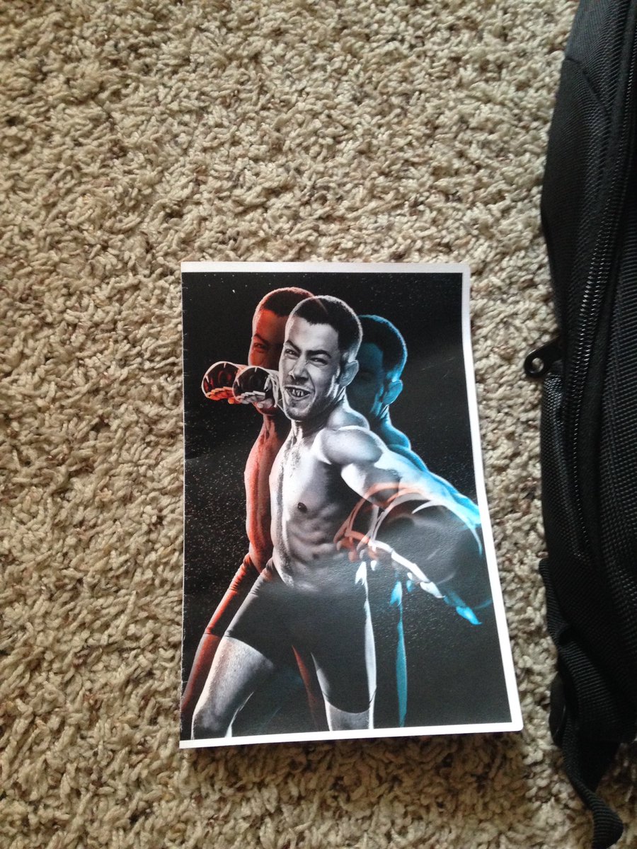 Cloudyjo7's tweet photo. Thank @KingdomAudience for this awesome card!!!👊🏻 @jonathanmtucker @joannagoing1 @nickjonas @PaulWHauser https://t.co/UF9LifkY8c