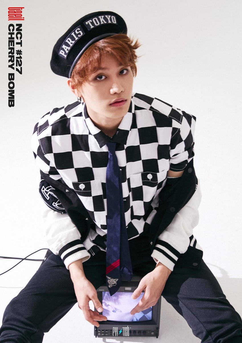 stronytaeil_esp's tweet photo. Pero que bueno estoy 😎 https://t.co/1UoTTyfXlX