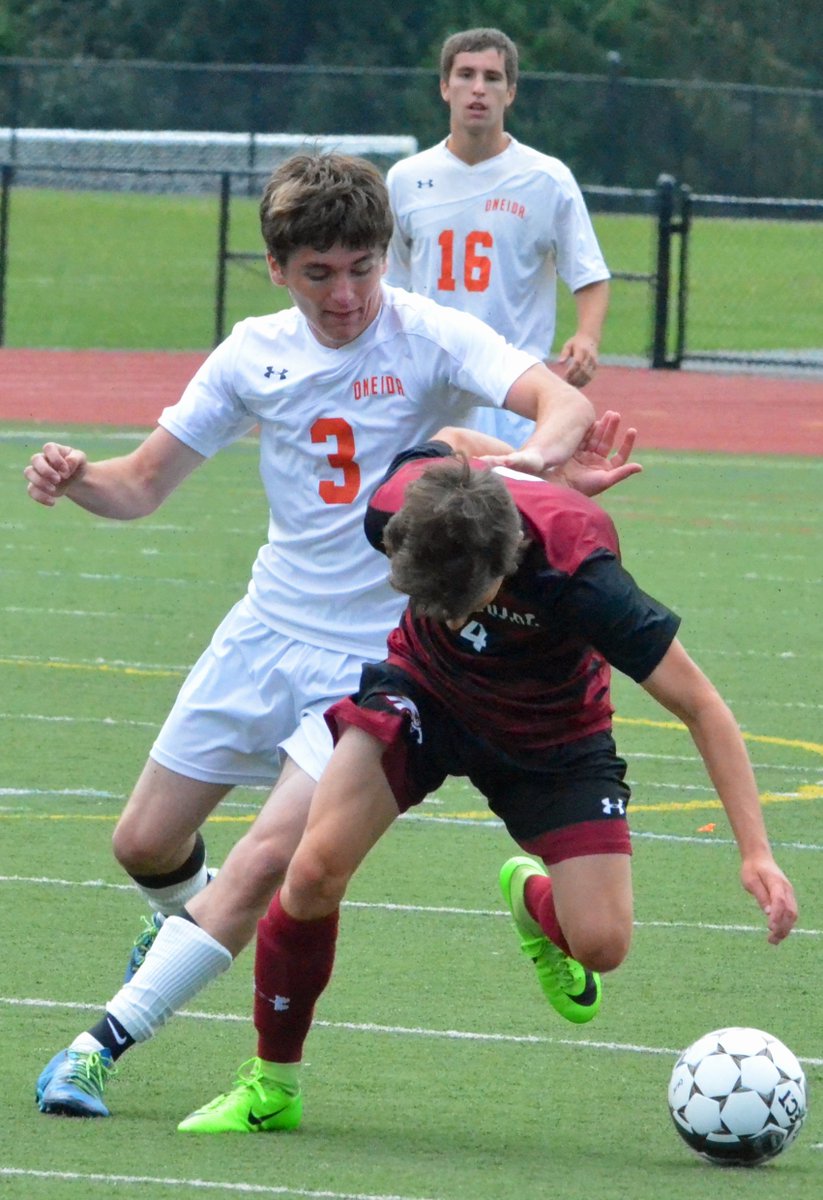 OneidaSports's tweet photo. #BoysSoccer: @SportsOneida lets halftime lead slip away, drops season opener to Central Square in overtime.
https://t.co/911JSqMrLK https://t.co/n1lNz8rOJQ