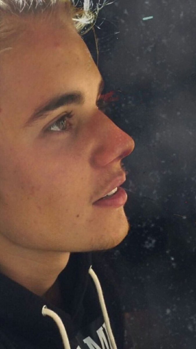 cileklidon's tweet photo. lütfen çokluklara rt yapın az zaman kaldı  #DreamTvBüyükFinal #JustinBieber https://t.co/ea1frZIzDX