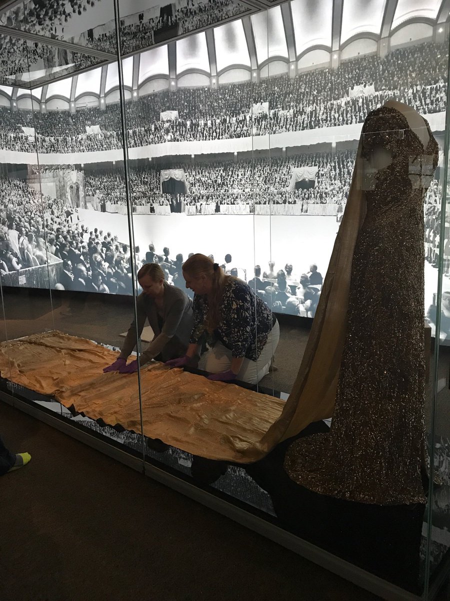 mohistorymuseum's tweet photo. This morning this stunning #VeiledProphetBall gown was installed in our latest exhibit "Panoramas of the City," opening Sept. 2! (1/2) https://t.co/pWZPZzW6Dx