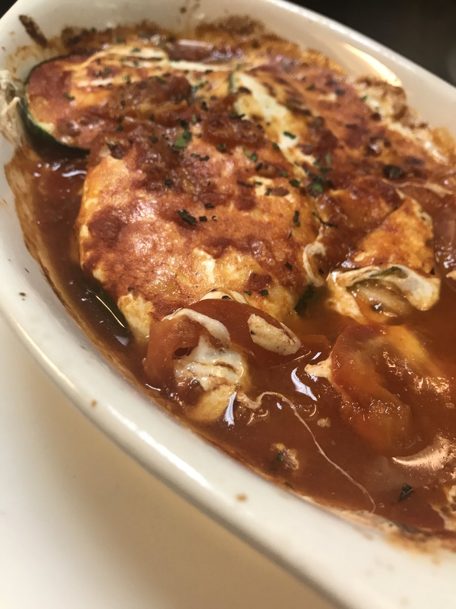 NovitaNJ's tweet photo. #Vegetables Au Gratin!!! Chef's delicious entree for #VegTuesday : Zucchini, red onion, and plum tomatoes with melted #fresh mozzarella!! https://t.co/6uQkJKst67