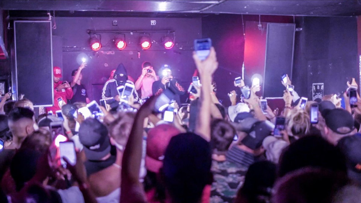 3HIRTY_3HIRD's tweet photo. Sold out show and more to come π€ #WVRK #3HIRTY3HIRD #3RY3RDMEDIA #BLUMOUTH #4PALMS https://t.co/7lsCKkRUZV