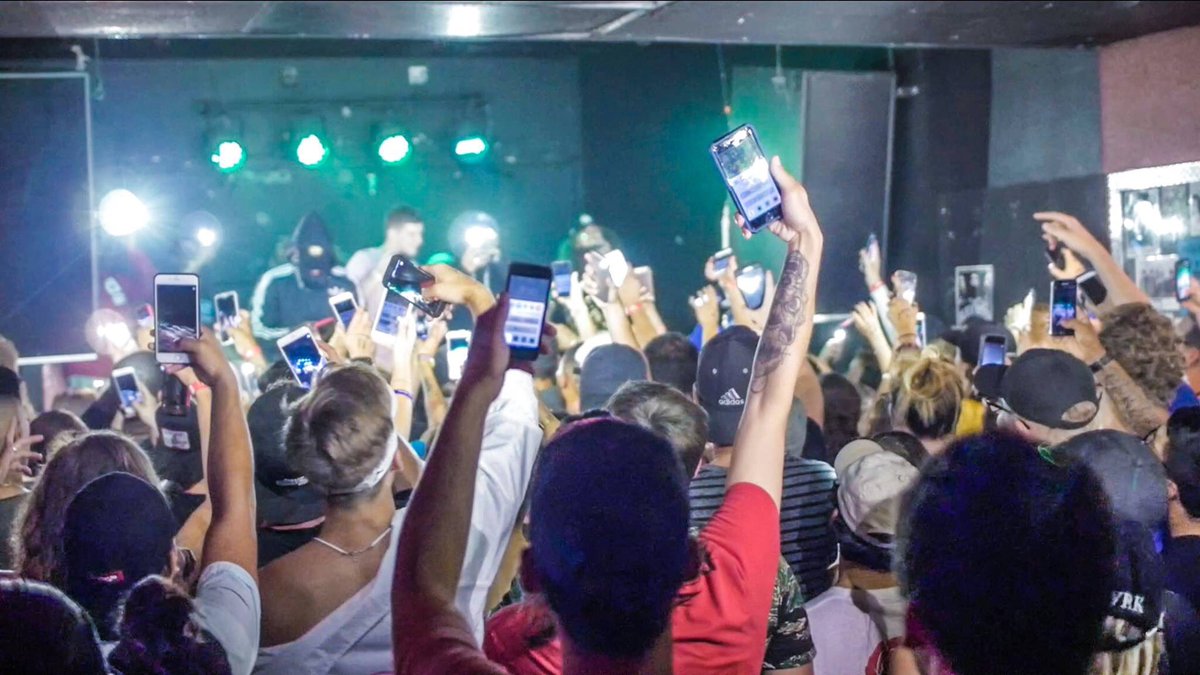 3HIRTY_3HIRD's tweet photo. Sold out show and more to come π€ #WVRK #3HIRTY3HIRD #3RY3RDMEDIA #BLUMOUTH #4PALMS https://t.co/7lsCKkRUZV