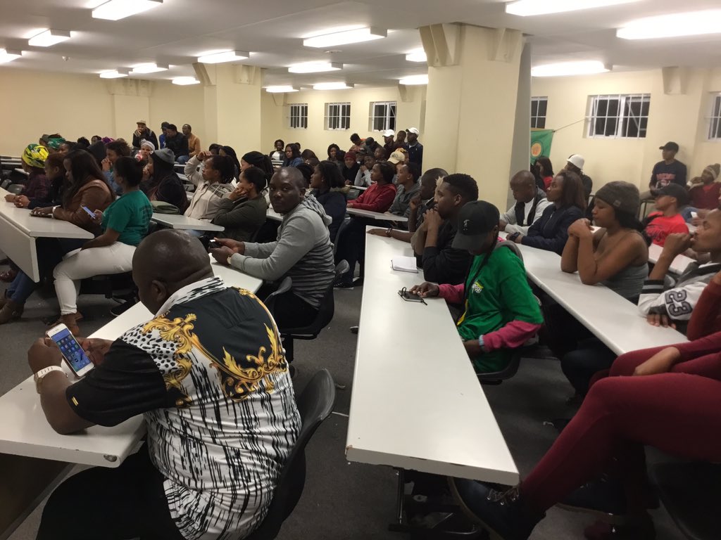 DrZweliMkhize's tweet photo. #ZweliMkhize at WSU East London campus tonight to deliver the ORTambo Memorial lecture https://t.co/ulCPzr5eCo