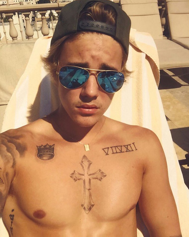 irem_biebs__'s tweet photo. son dakikalarımız bol bol rt yapın 
#DreamTVdeBüyükFinal #JustinBieber https://t.co/yuXjdXbwQm