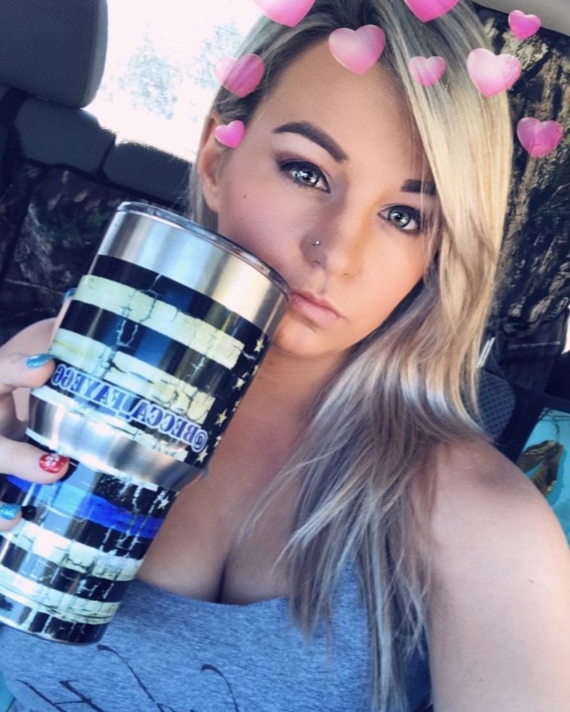 WraptorSkinz's tweet photo. Looks great @becca_faye66
I absolutely love my #tumblr and wrap from #wraptorskinz I also got an awesome #popsoc… https://t.co/U4qrsu84Tn https://t.co/rBhTjyaXbT
