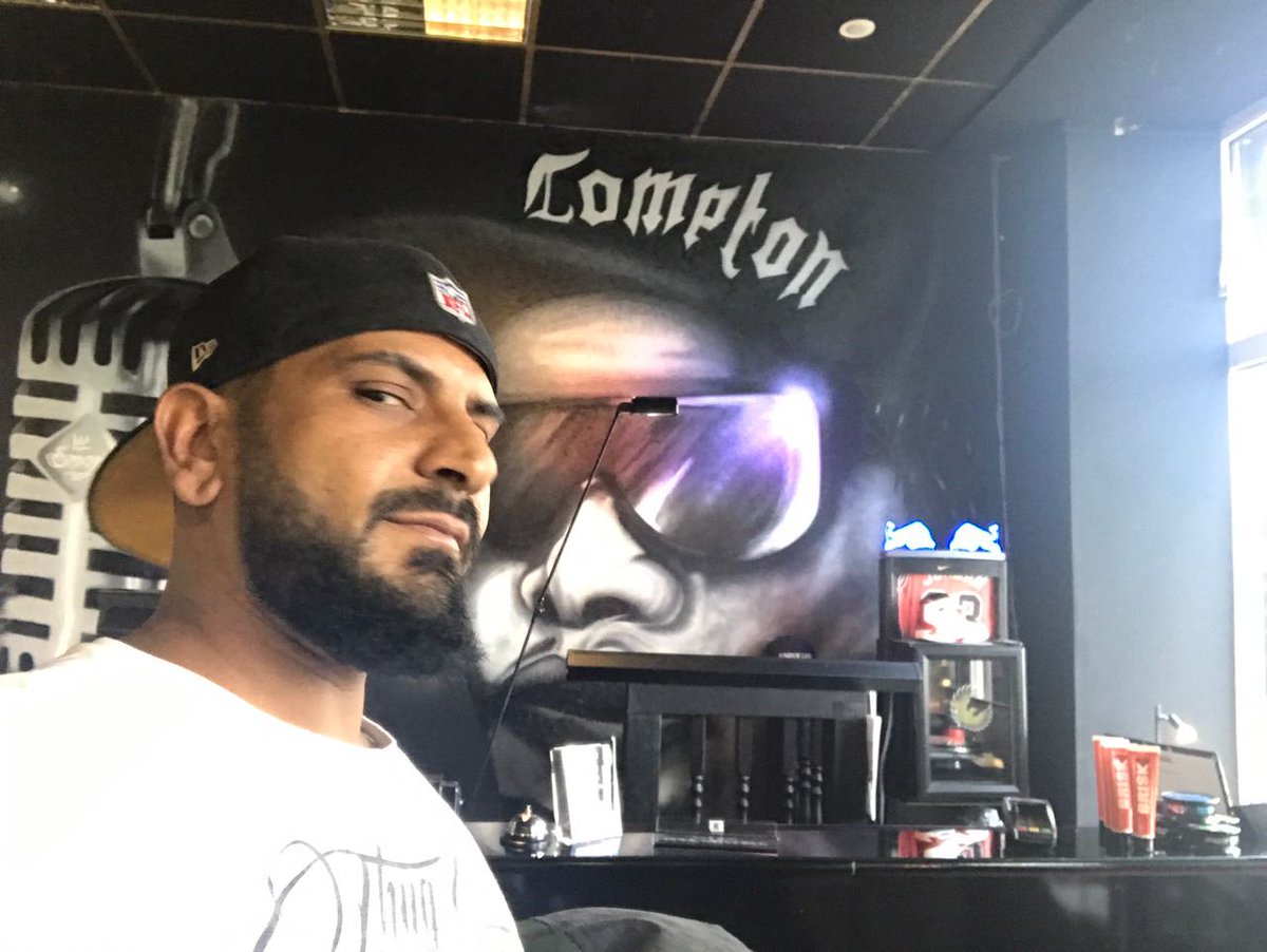 Ghazy030Ghazy's tweet photo. Spirit of Compton .. NWA  Germany !! https://t.co/lVDrIpikhI