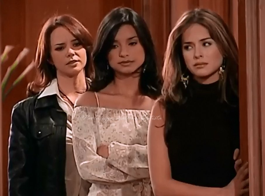 rey_baptista's tweet photo. Capturas del capítulo de mañana en #nova #pasiondegavilanes parte 1 #cap108 y 109 @PAOLAREYACTRIZ @DannaGarcia @MarioCimarro @juanbaptistad https://t.co/lqHc2M6wQm