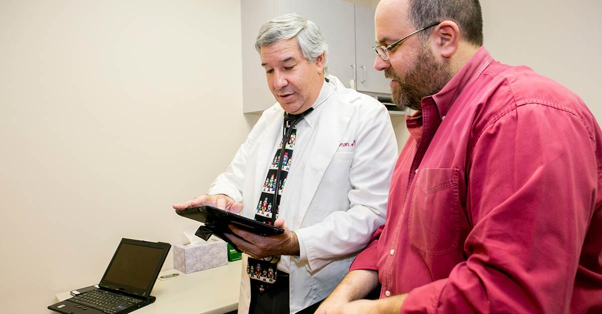 athena_Insight's tweet photo. How do you get #patients engaged in using portals?  Two practices share their keys to success. @marcfeingoldmd https://t.co/kFbQGiaSbK https://t.co/GsGF0m1cZZ