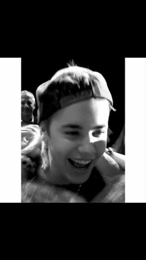 beliebermett's tweet photo. altı #DreamTVdeBüyükFinal #JustinBieber https://t.co/dnnp6Dccha