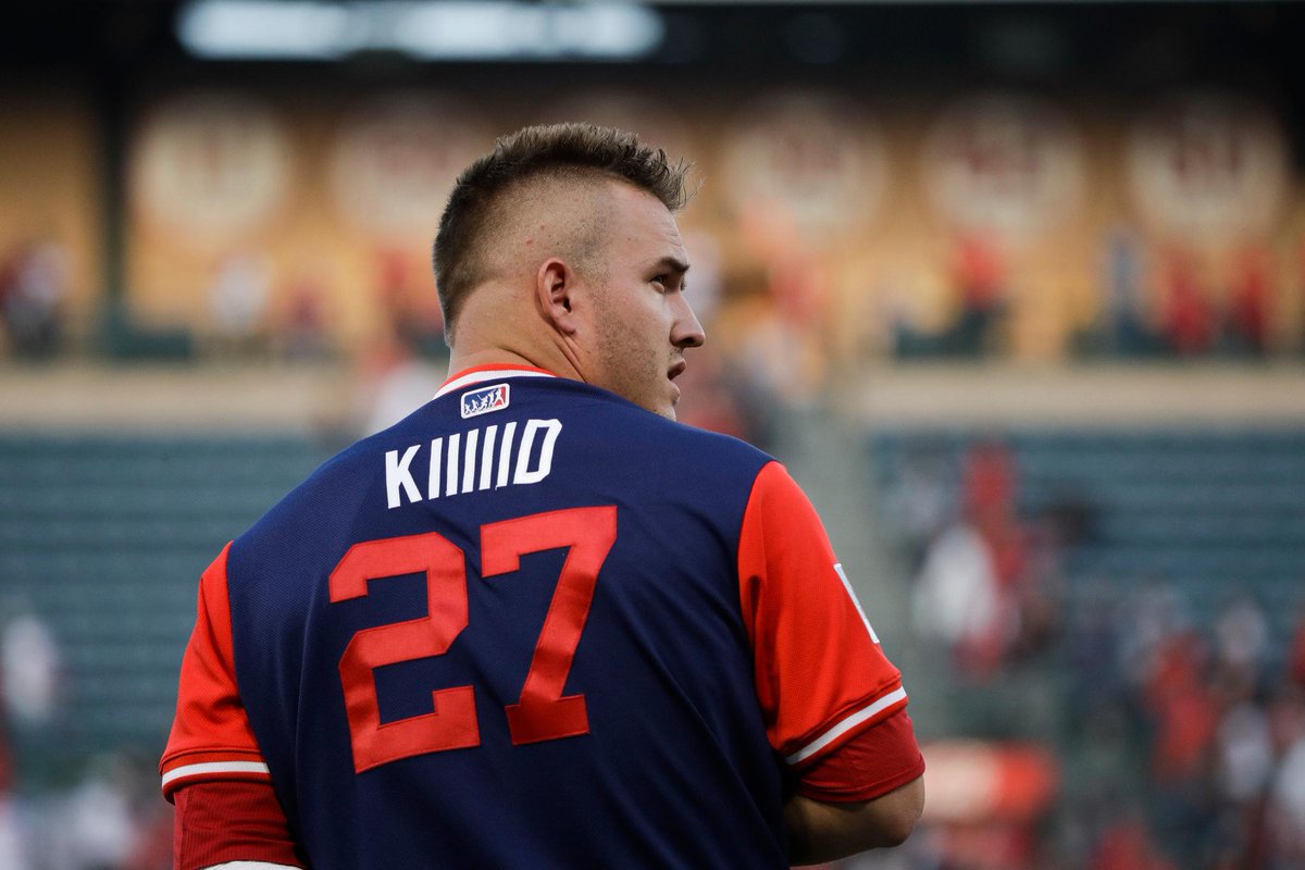 mlbespanol's tweet photo. .@MikeTrout donó $27,000 a la Cruz Roja para ayudar a las personas afectadas por el Huracán Harvey. #ForHouson NOTA: https://t.co/3VNbrxOTxA https://t.co/CPrI6u78FG
