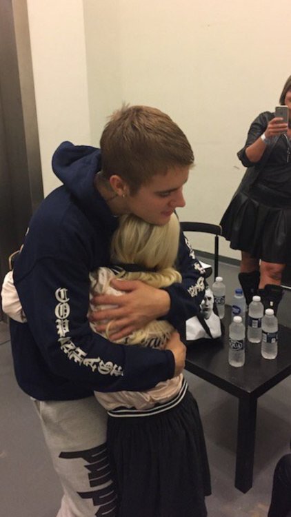 justinlovedgir2's tweet photo. bitmemiş amk bastırın #DreamTVdeBüyükFinal #JustinBieber https://t.co/izURw85fyv