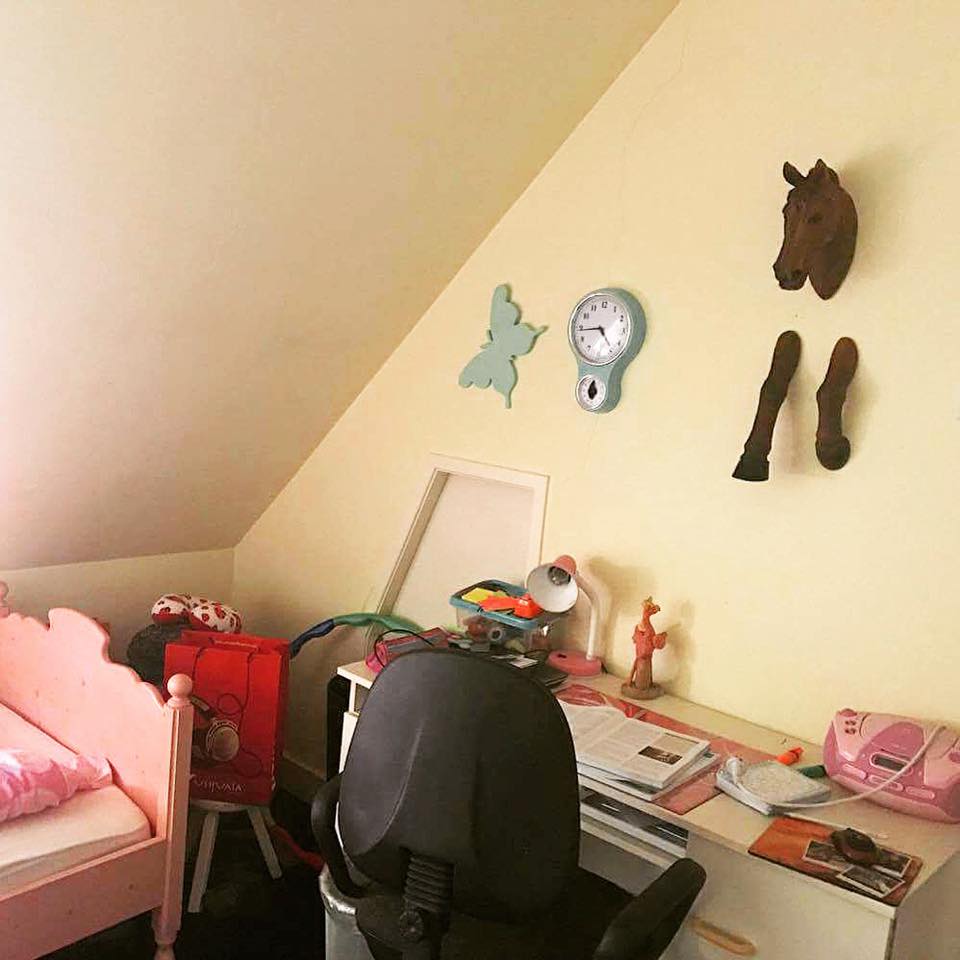 DutchSenses's tweet photo. Een 15 jarige paarden fan kreeg dit vandaag kado van haar familie! #paarden #kado #wandecoratie #muurdecoratie #dieren #bloggen #tieners https://t.co/efpXWk2qgN